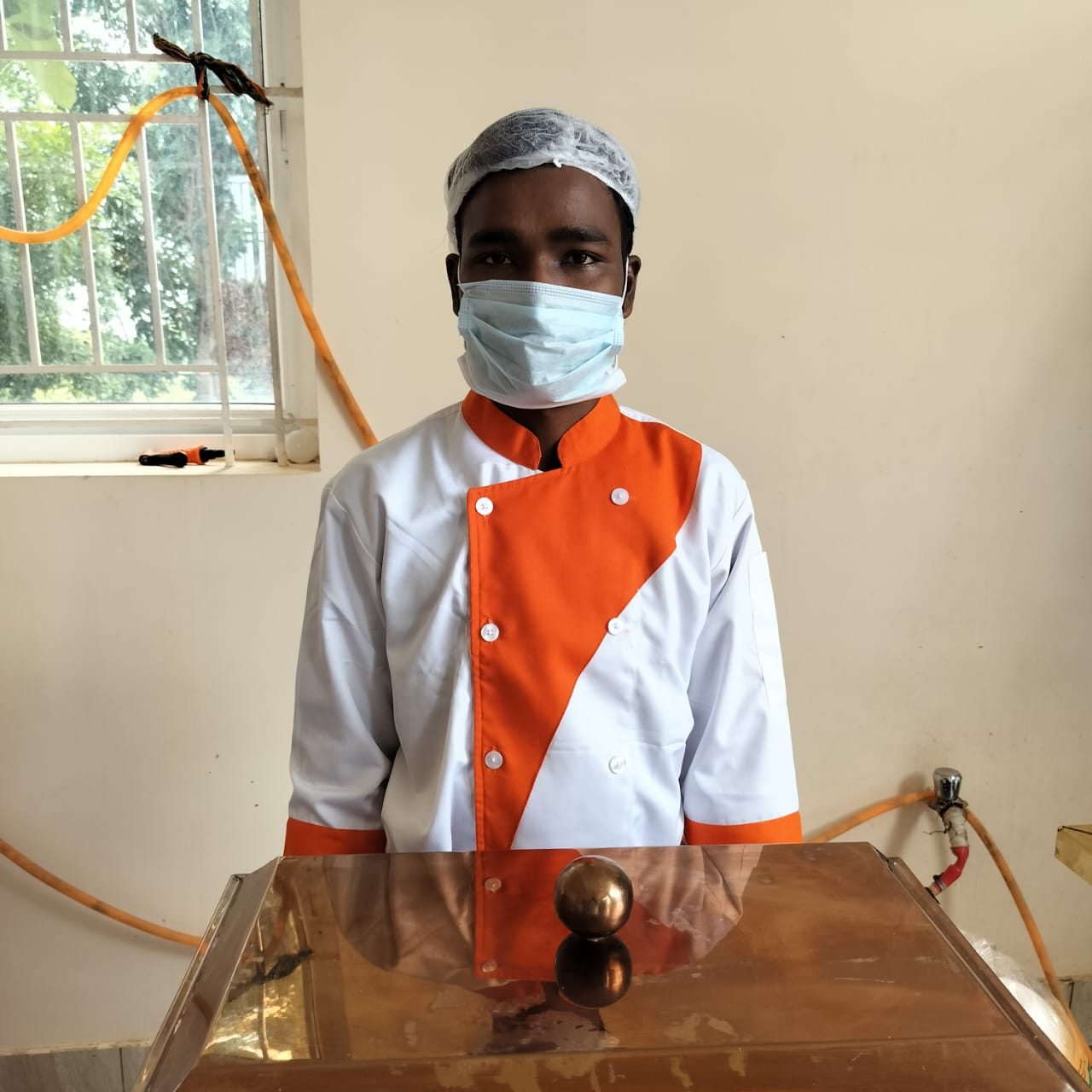 Rajesh Caterers crew member